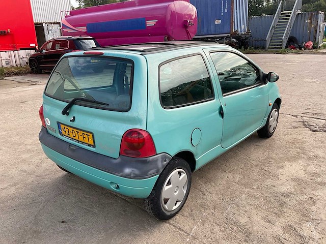 1999 renault twingo personenauto - afbeelding 18 van  24