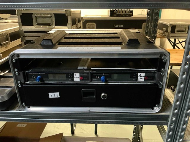 1999 sennheiser ew300g1 in-ear zender(2x) - afbeelding 1 van  5