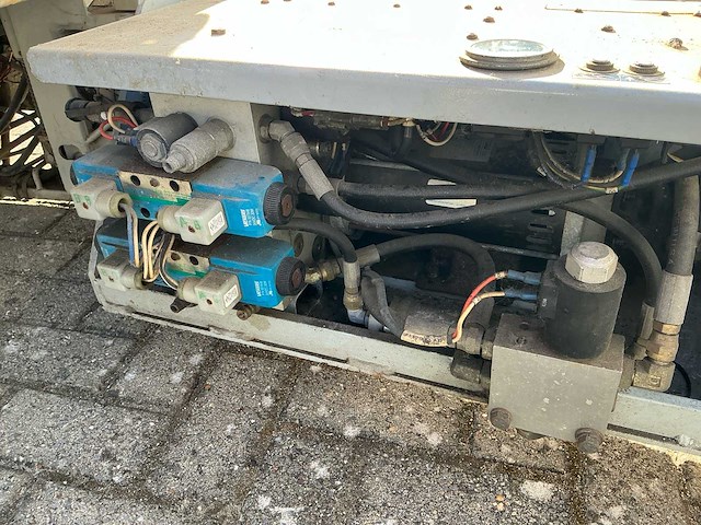 1999 sky jack sj 3 3220 hoogwerker - afbeelding 14 van  24