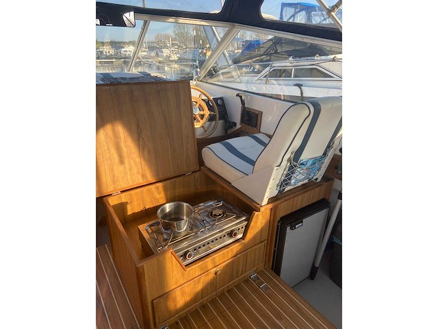 1999 sollux 700 motorjacht | volvo penta | 77 pk - afbeelding 13 van  26