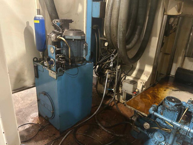 1999 soraluce tl-25 cnc universeel machinecentrum - afbeelding 15 van  24