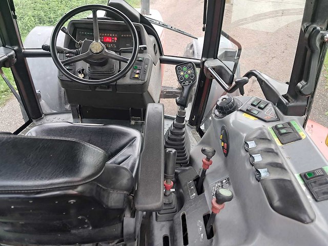 1999 steyr - 9145 - vierwielaangedreven landbouwtractor - afbeelding 10 van  18