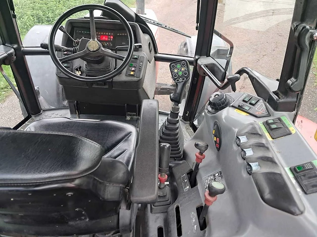 1999 steyr - 9145 - vierwielaangedreven landbouwtractor - afbeelding 10 van  18