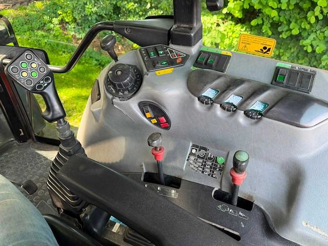 1999 steyr 9145 vierwielaangedreven landbouwtractor - afbeelding 3 van  15
