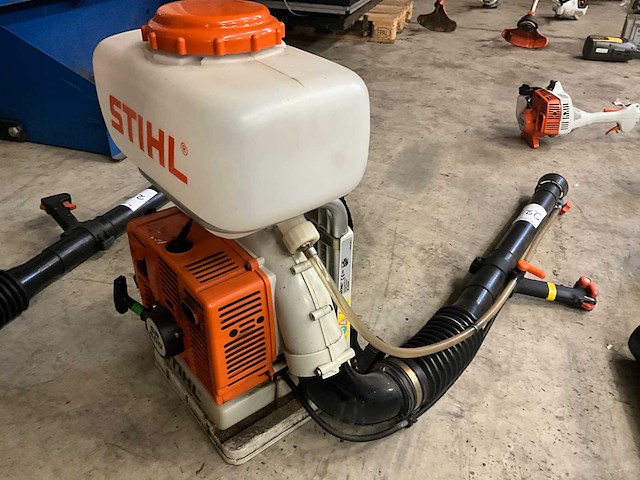 1999 stihl sr 320/400 bladblazer met drukspuit - afbeelding 1 van  7