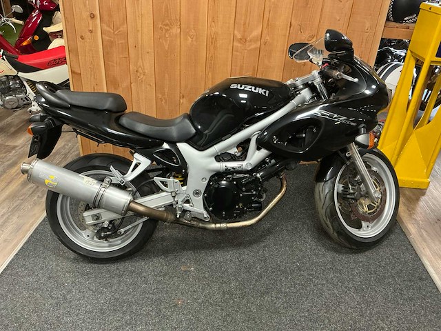 1999 suzuki tour sv650s motorfiets - afbeelding 1 van  16