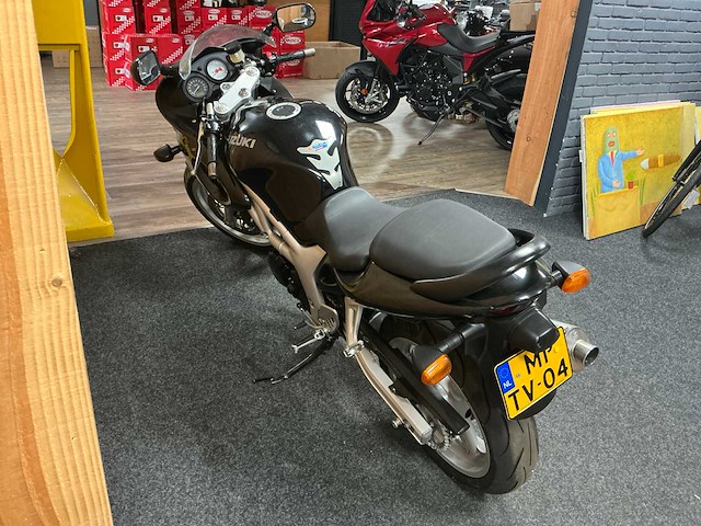 1999 suzuki tour sv650s motorfiets - afbeelding 2 van  4