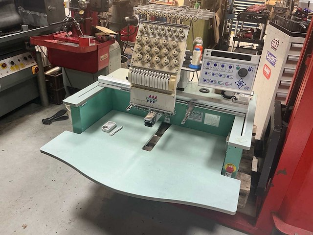 1999 tajima tmex-c1501 borduurmachine - afbeelding 23 van  30