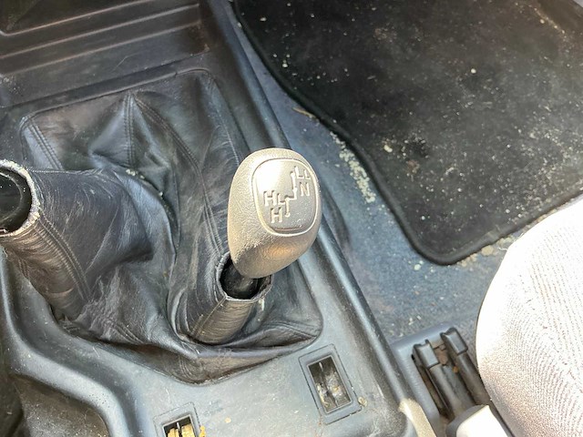 1999 toyota landcruiser 90 3.0 hr blind van bedrijfswagen - afbeelding 21 van  28