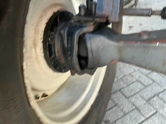 1999 valmet 8150-4 vierwielaangedreven landbouwtractor - afbeelding 8 van  25