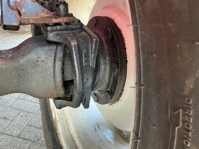 1999 valmet 8150-4 vierwielaangedreven landbouwtractor - afbeelding 16 van  25