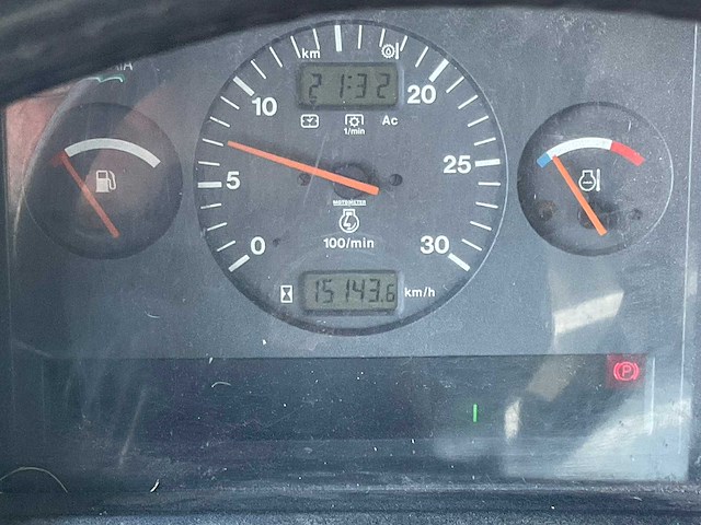 1999 valmet 8150-4 vierwielaangedreven landbouwtractor - afbeelding 17 van  25