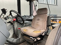 1999 valtra valmet 8150 hitech vierwielaangedreven landbouwtractor met maai arm - afbeelding 17 van  33