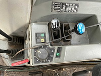 1999 valtra valmet 8150 hitech vierwielaangedreven landbouwtractor met maai arm - afbeelding 18 van  33