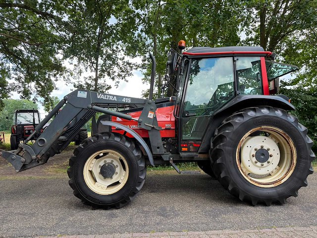 1999 valtra valmet 900 (frontlader) vierwielaangedreven landbouwtractor - afbeelding 6 van  11