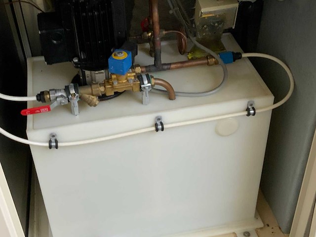 1999 voets & donkers ahu 600/6 lucht- en (demi filtratie)waterbehandelingsinstallatie - afbeelding 1 van  2