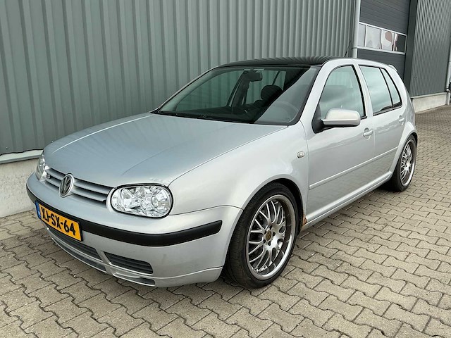 1999 volkswagen golf 2.3 v5 highline personenauto - afbeelding 1 van  35
