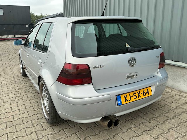 1999 volkswagen golf 2.3 v5 highline personenauto - afbeelding 32 van  35