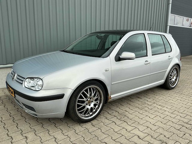 1999 volkswagen golf 2.3 v5 highline personenauto - afbeelding 12 van  35