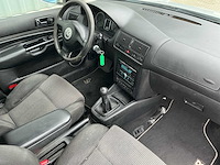 1999 volkswagen golf 2.3 v5 highline personenauto - afbeelding 24 van  35