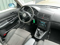 1999 volkswagen golf 2.3 v5 highline personenauto - afbeelding 26 van  35