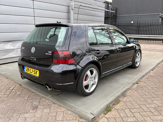 1999 volkswagen golf 2.8 v6 4motion personenauto - afbeelding 18 van  23