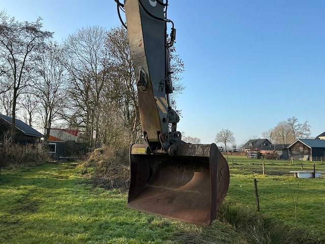 1999 volvo ec230b rupsgraafmachine - afbeelding 2 van  35
