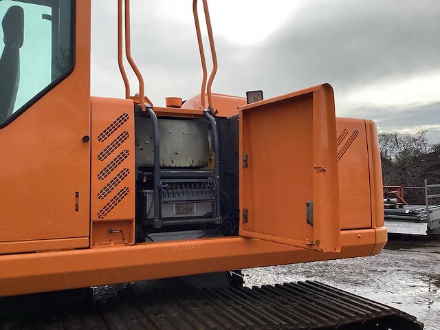1999 volvo ec280 rupsgraafmachine - afbeelding 64 van  64