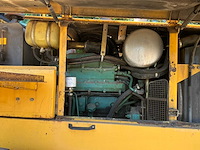 1999 volvo l70c wiellader met puinbak, vorkenbord en hijsjuk - afbeelding 13 van  40