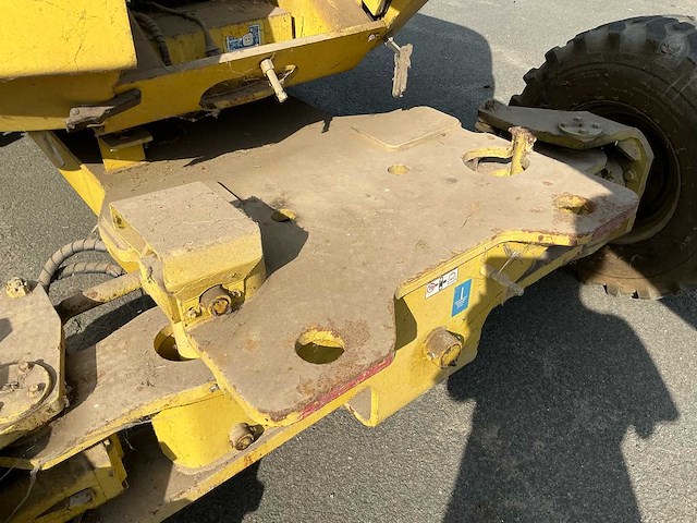 1999 zelfrijdende telescoophoogwerker met werkplatform grove gt141da - afbeelding 5 van  37