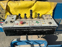 1999 zelfrijdende telescoophoogwerker met werkplatform grove gt141da - afbeelding 25 van  37