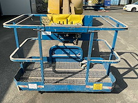 1999 zelfrijdende telescoophoogwerker met werkplatform grove gt141da - afbeelding 26 van  37
