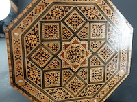 19e-eeuwse marokkaanse of syrische achthoekige bijzettafel geometrische marqueterie - afbeelding 4 van  5