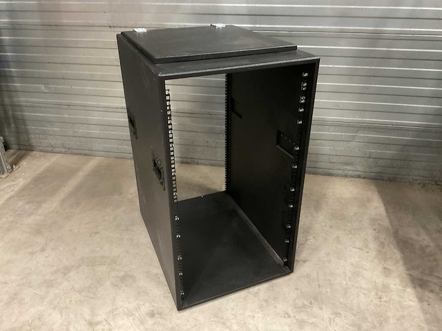 19u 19-inch rack met klepdeksel - afbeelding 1 van  2
