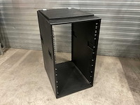 19u 19-inch rack met klepdeksel - afbeelding 1 van  2