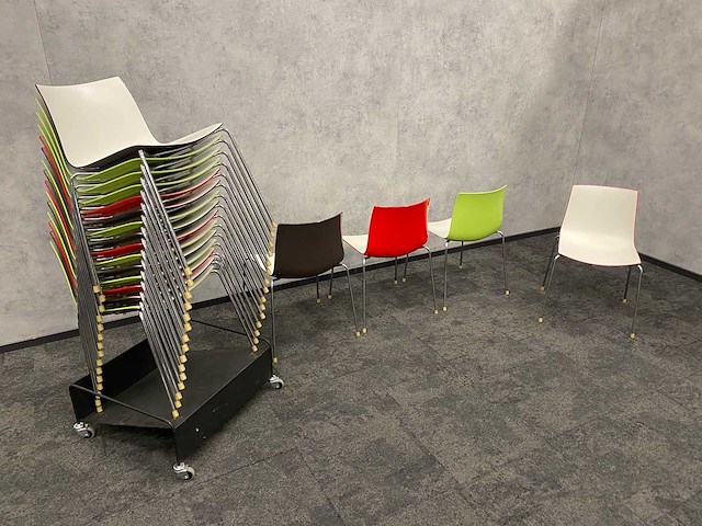 19x arper catifa - vergaderstoel met trolley - afbeelding 2 van  10