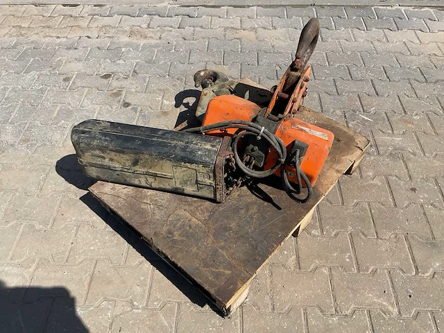 1ton hitachi hijshaak - afbeelding 1 van  7