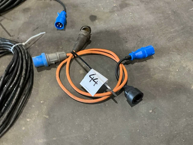 1x 230v + 2x cee > 230v verlengkabel - afbeelding 4 van  4