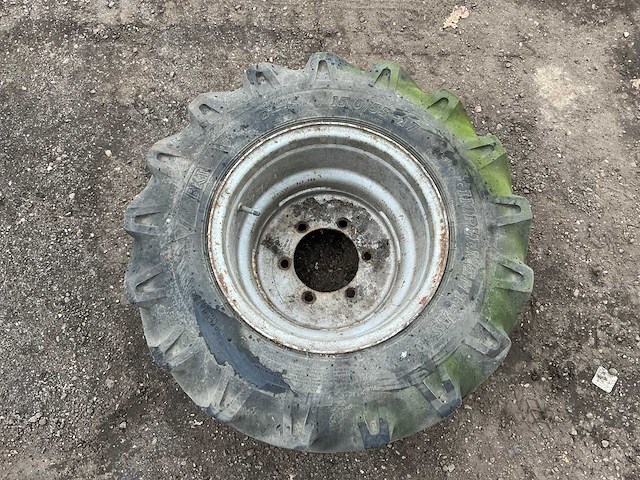 1x bkt implement as504 15.0/55 r17 band, wiel en velg - afbeelding 12 van  12