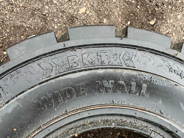 1x bkt wide wall 27x10 r12 band, wiel en velg ongebruikt - afbeelding 2 van  13