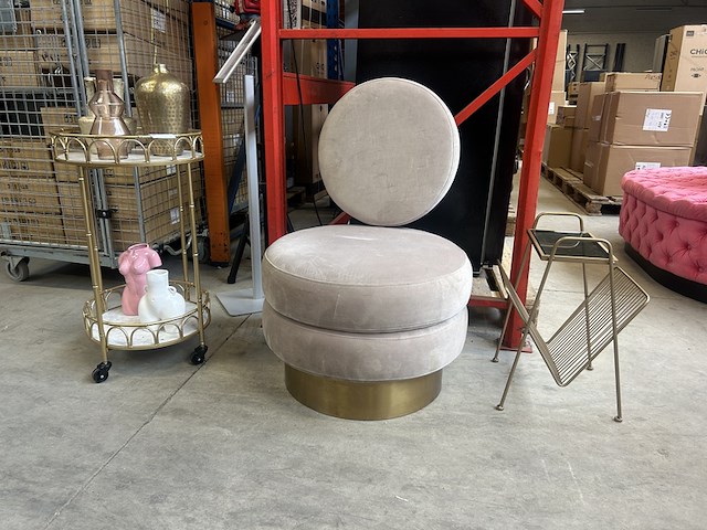 1x design stoel, 2x bijzettafel, diverse decoratie/accessoires - afbeelding 1 van  15