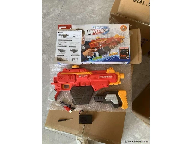 1x elektrisch waterpistool voor kinderen met 680ml capaciteit - blauw - afbeelding 3 van  3
