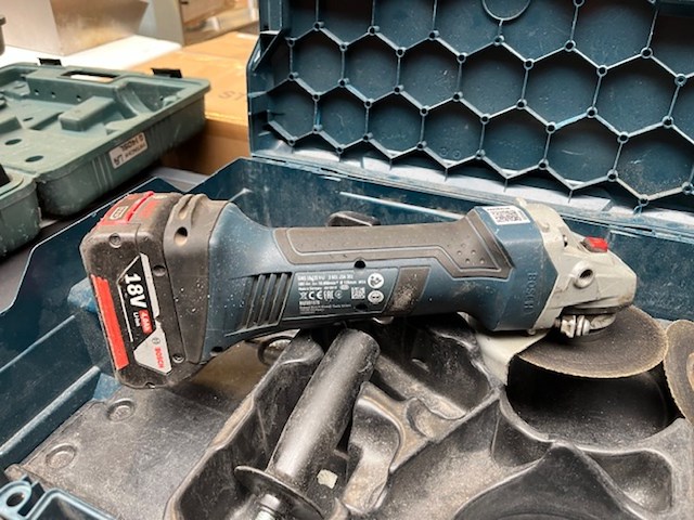 1x flex, 3x accu, 2x koffer, 1x oplader bosch - afbeelding 2 van  5