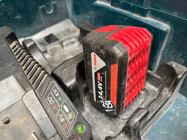 1x flex, 3x accu, 2x koffer, 1x oplader bosch - afbeelding 4 van  5