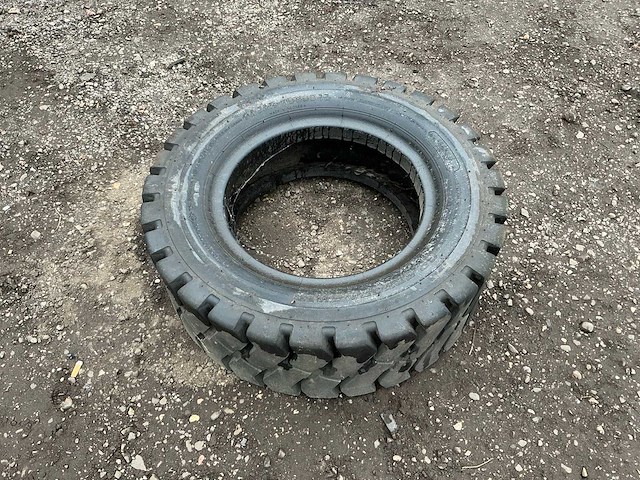 1x gajae tunggal gt spectra grip 28x9 r15 band, wiel en velg - afbeelding 1 van  11