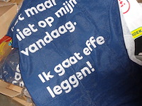 1x groot strandlaken met tekst +/- 100x170cm - afbeelding 4 van  5