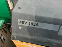 1x jungheinrich 48v 105a 1x 24v 90a heftruck accu oplader - afbeelding 3 van  5