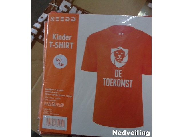 1x kinder t-shirt de toekomst mt 122/128 - afbeelding 3 van  3