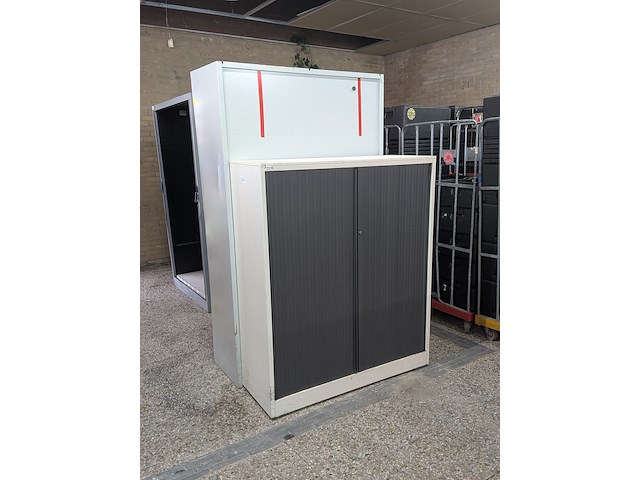 1x lameldeurkast met magazijnkast - afbeelding 1 van  7