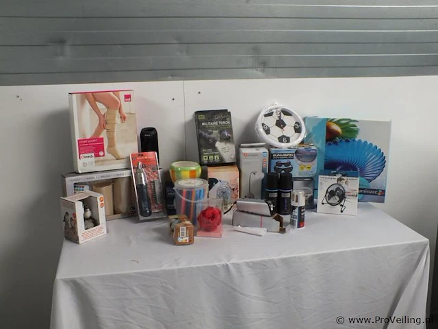 1x pakket diverse - afbeelding 1 van  3